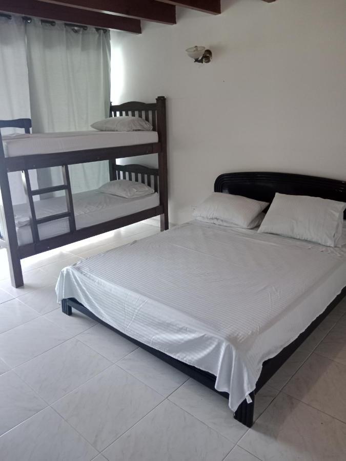 Habitaciones En Familia ซานอันเดรส ภายนอก รูปภาพ